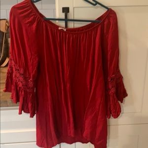 Super cute red boutique top